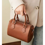 Noiré Mini Boston Bag — изысканная мини-сумка из натуральной кожи