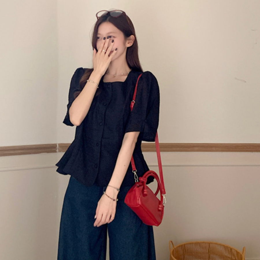 Swan – блузка Square Short Sleeve Blouse