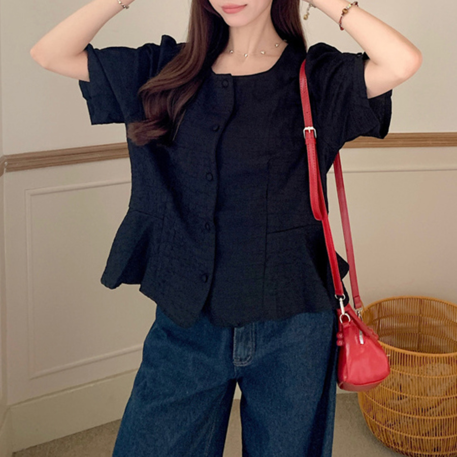 Swan – блузка Square Short Sleeve Blouse