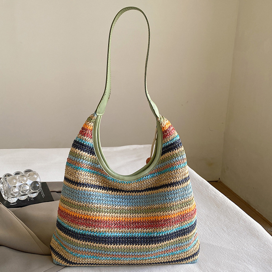 Ethnic Evo Tote Bag — этнический акцент в повседневном стиле