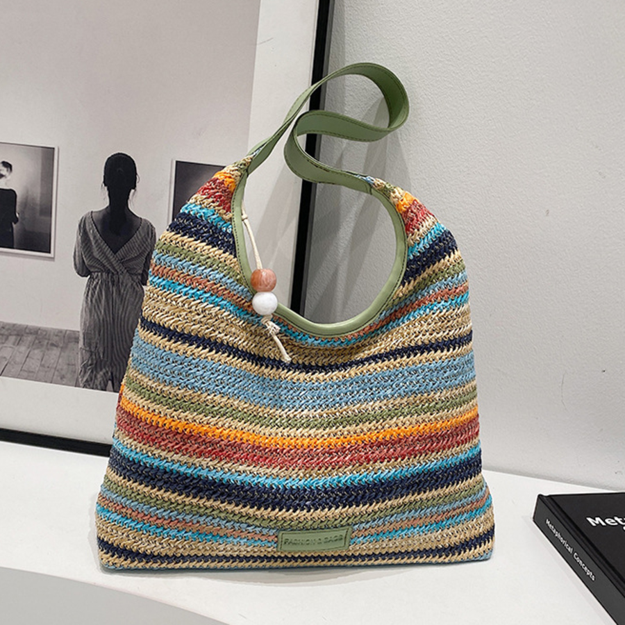Ethnic Evo Tote Bag — этнический акцент в повседневном стиле