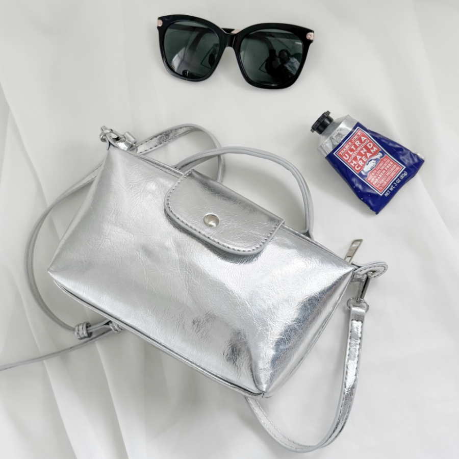Dublin Silver Chain Bucket Bag — эффектная сумка в стиле городского шика