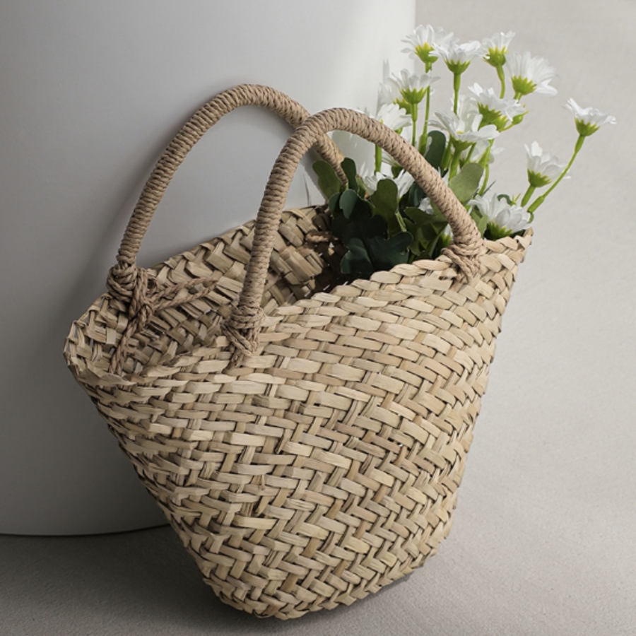 Basilone Rattan Tote — натуральная эстетика для летнего образа