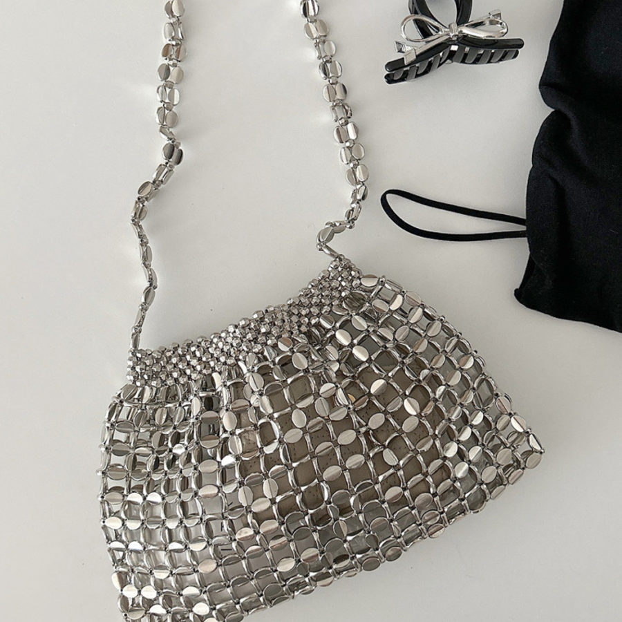 Pearl Silver Beaded Mini Bag — сияние лета в каждом образе