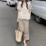 Античный комплект с пышными рукавами и брюками