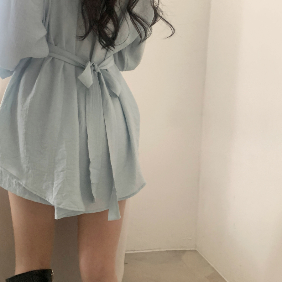 Шифоновая удлиненная блузка с и юбка-шорты