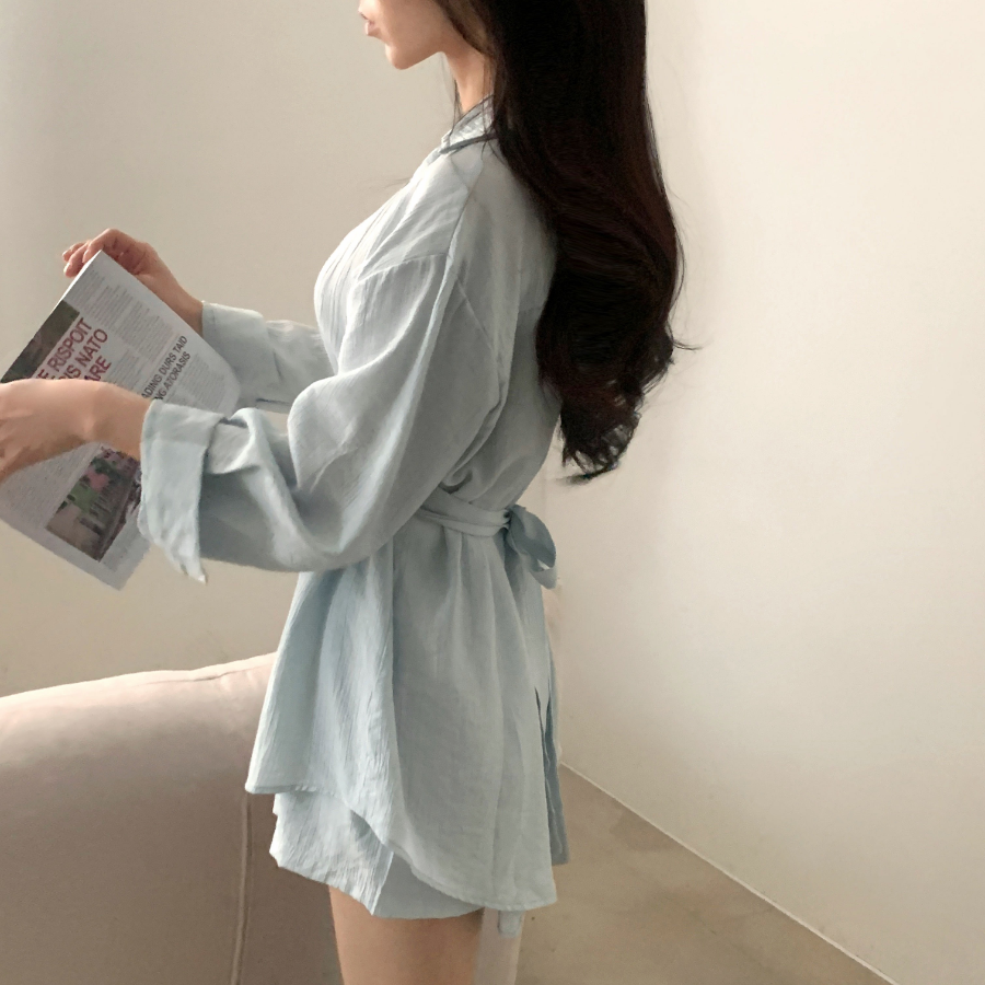 Шифоновая удлиненная блузка с и юбка-шорты