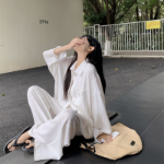 Рубашка оверсайз и широкие брюки