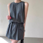 Лёгкий летний комплект: майка без рукавов и юбка-шорты с поясом на резинке