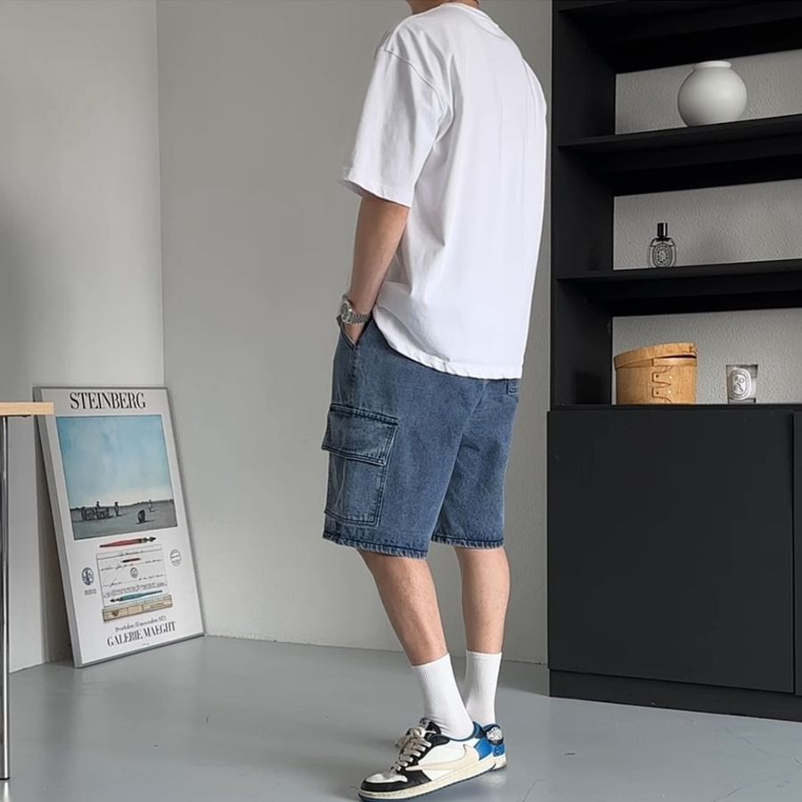 Ocean One-Tuck Cargo Denim Shorts