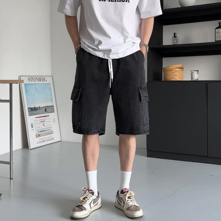 Ocean One-Tuck Cargo Denim Shorts