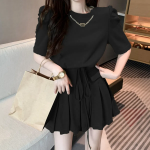 Комплект с футболкой и плиссированной мини-юбкой