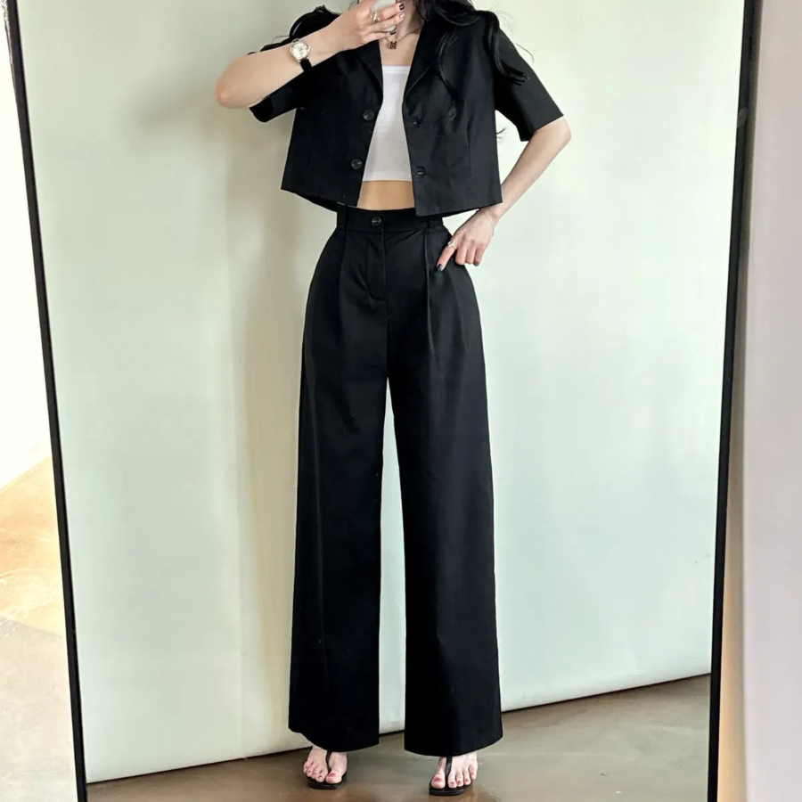 Льняной кроп-жакет с короткими рукавами и широкие брюки