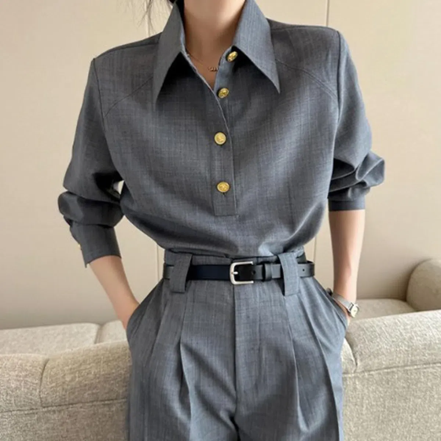 Классический жакет с длинным рукавом и широкие брюки