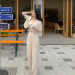 Комплект с коротким жакетом и широкими брюками