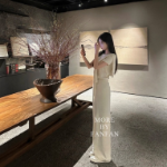 Комплект с кроп-топом и широкими трикотажными брюками