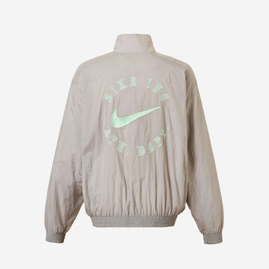Nike Club Men’s Oversized Woven Track Jacket