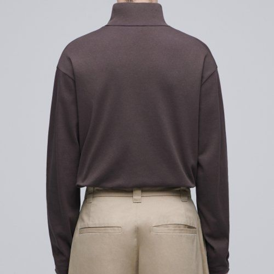 Relaxed Turtle Neck Long Sleeve T-Shirt [Dark Brown]