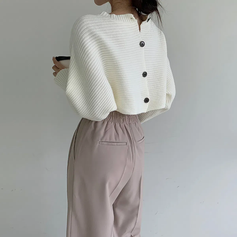 Kurom Two-Way Batwing Knit Cardigan