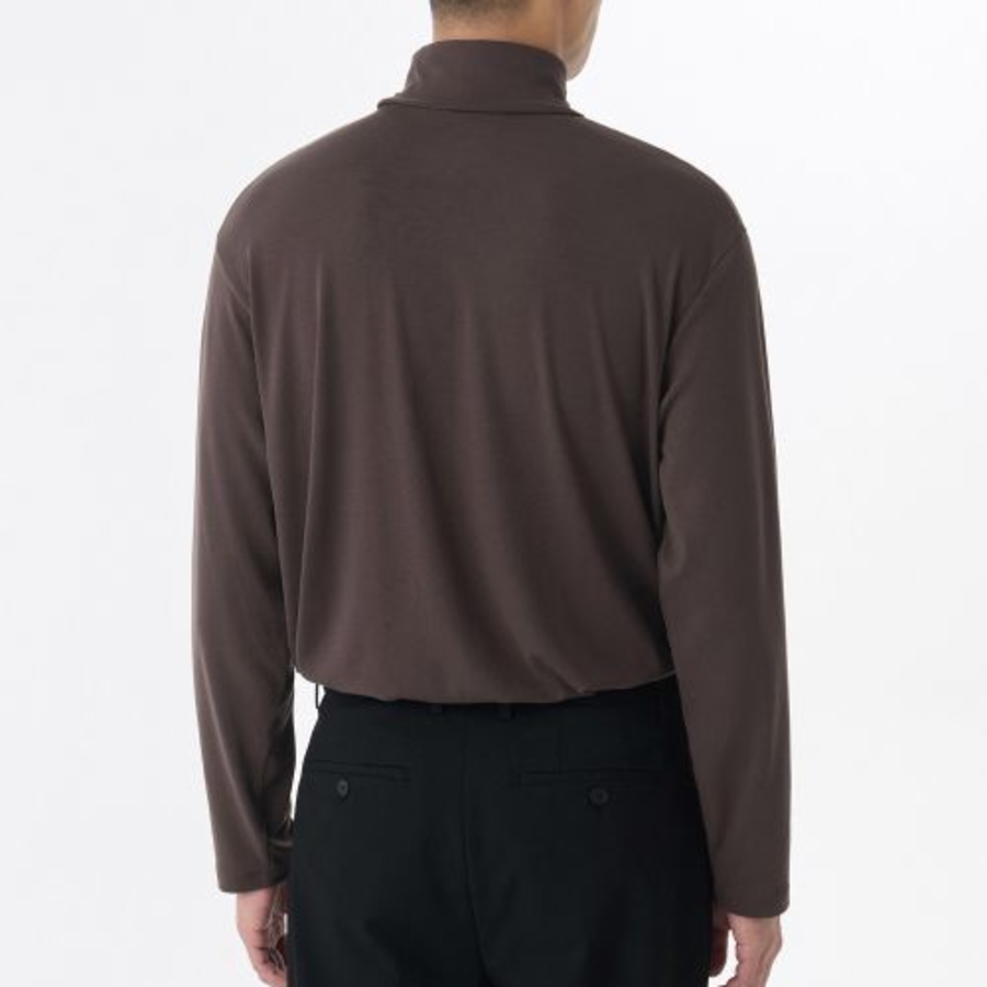 Relaxed Turtleneck Long Sleeve Knit T-Shirt [Dark Brown]
