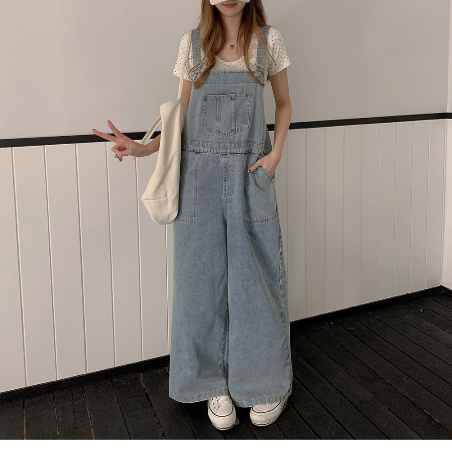 Широкий джинсовый комбинезон с лямками