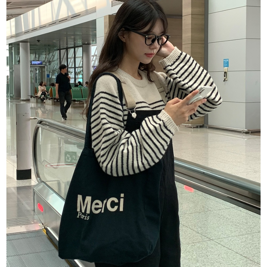 Комбинезон с контрастными вставками