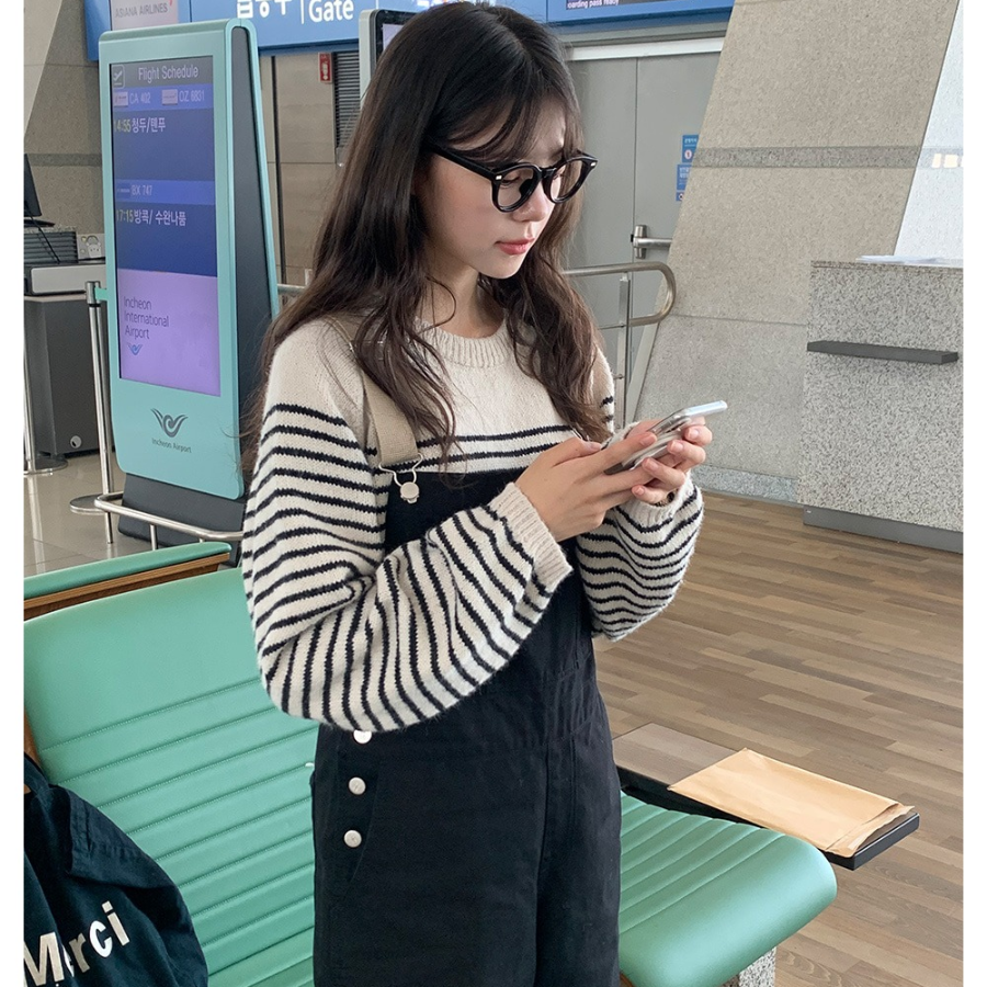 Комбинезон с контрастными вставками