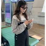 Комбинезон с контрастными вставками