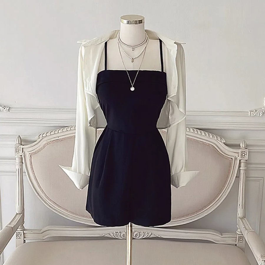 Комплектный комбинезон с кроп-блузкой и шортами