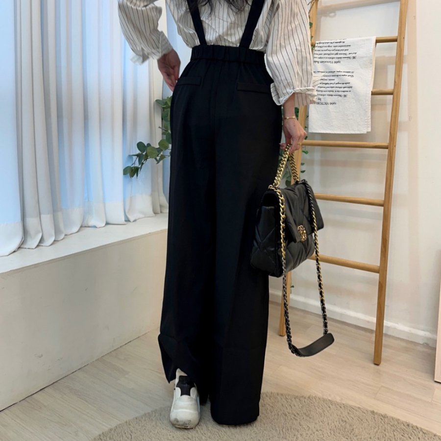 Комплект с рубашкой в полоску и широким комбинезоном на лямках