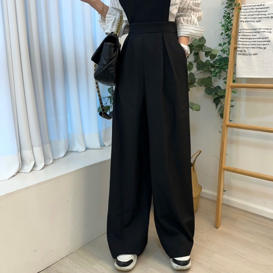 Комплект с рубашкой в полоску и широким комбинезоном на лямках