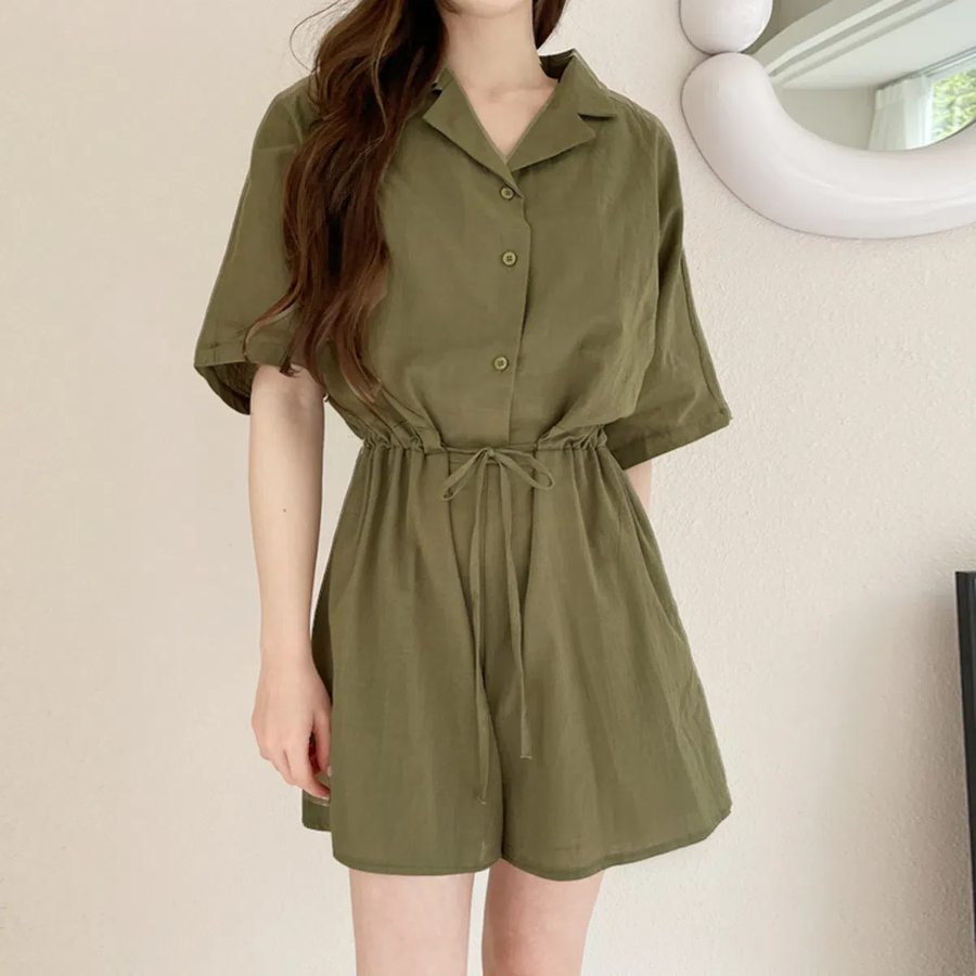 Льняной комбинезон-шорты с короткими рукавами и регулируемым шнурком на талии