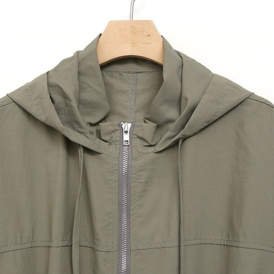 Nylon 100 – женская ветровка Hooded Basic