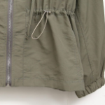 Nylon 100 – женская ветровка Hooded Basic