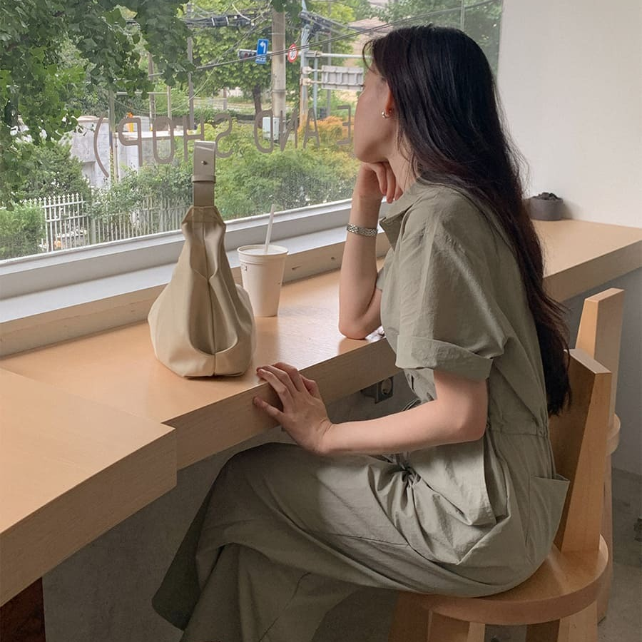 Лёгкий комбинезон с короткими рукавами