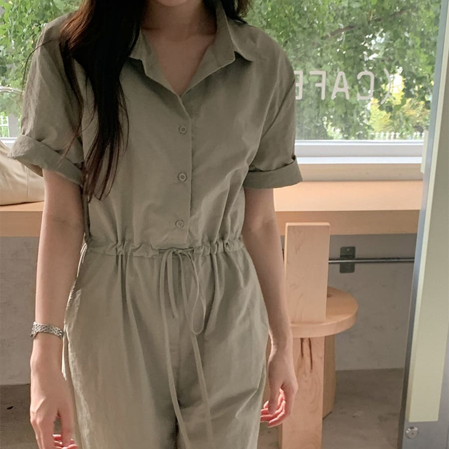 Лёгкий комбинезон с короткими рукавами