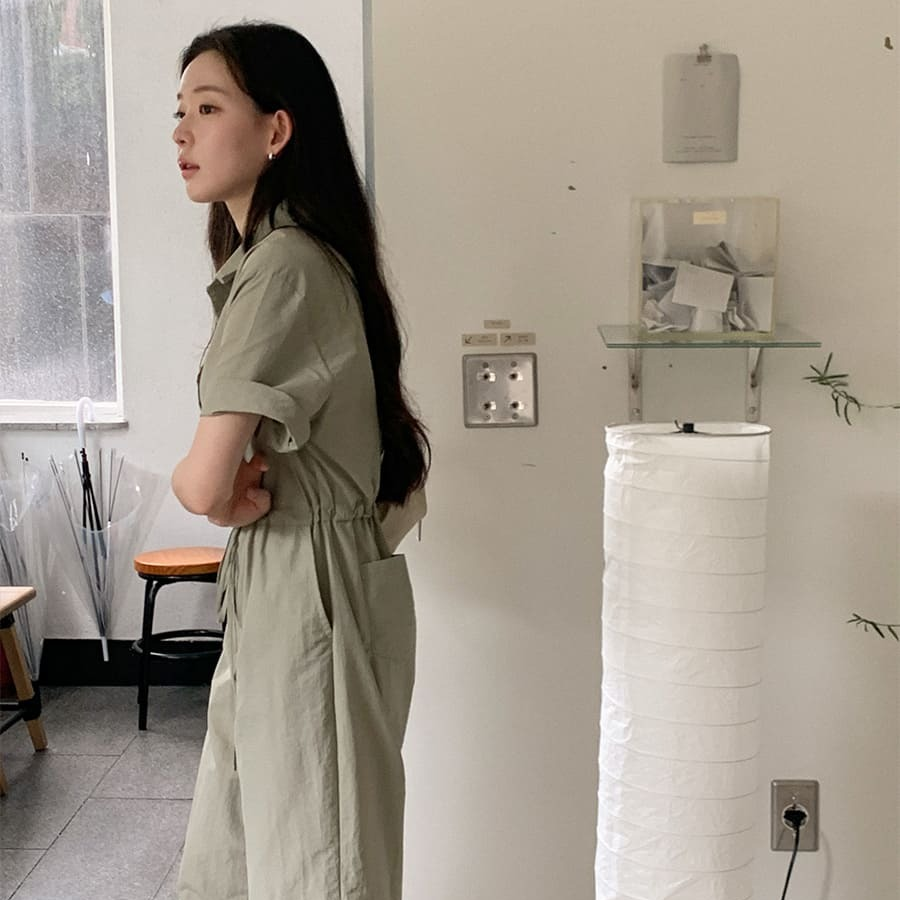 Лёгкий комбинезон с короткими рукавами