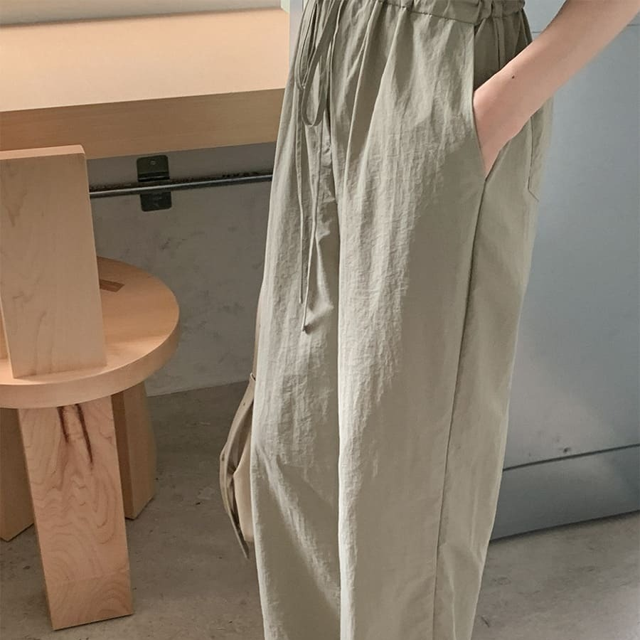 Лёгкий комбинезон с короткими рукавами