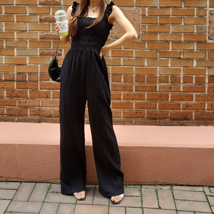 Летний комбинезон с подтяжками и широкими плиссированными брюками