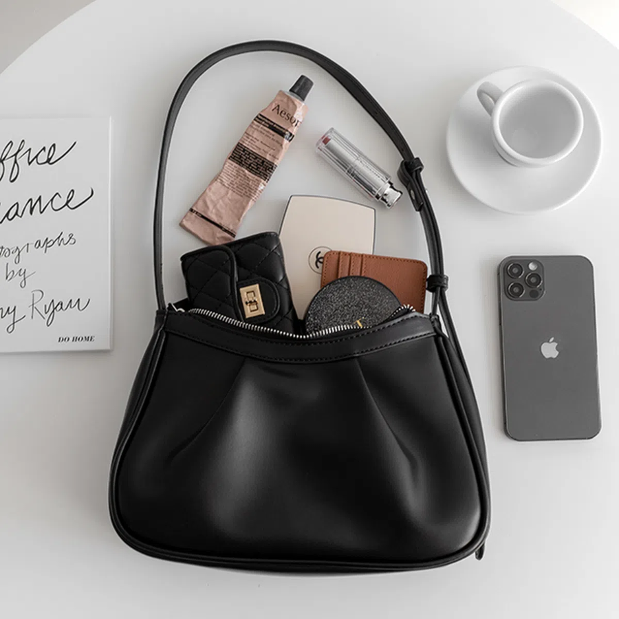 Daily Basic Pleated Shirring Shoulder Bag — повседневная элегантность с мягкими акцентами