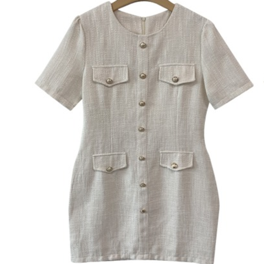 Мини-платье из твида с короткими рукавами и золотыми пуговицами