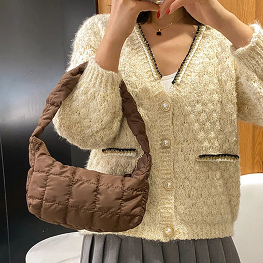 Quilted Padded Mini Cloud Bag — уютный акцент в вашем повседневном образе