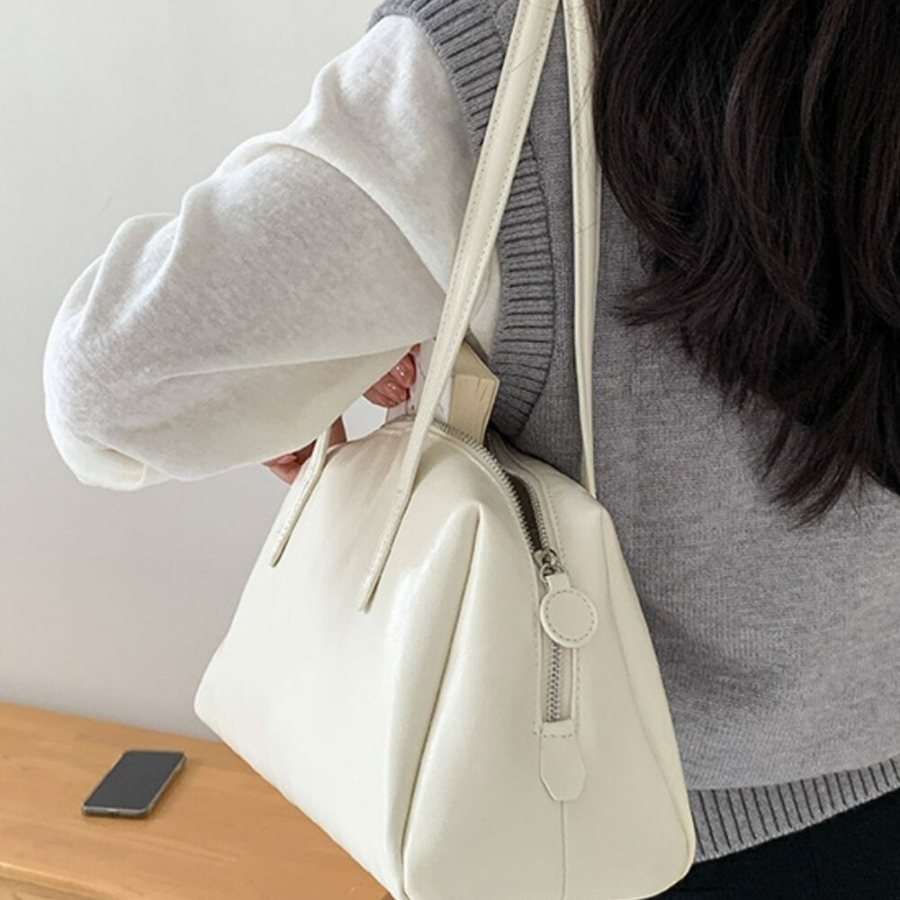 Leather Baguette Square Shoulder Bag — элегантный минимализм на каждый день