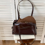 Leather Baguette Square Shoulder Bag — элегантный минимализм на каждый день