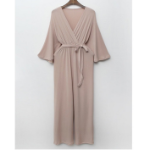 Однотонный комбинезон с запахом