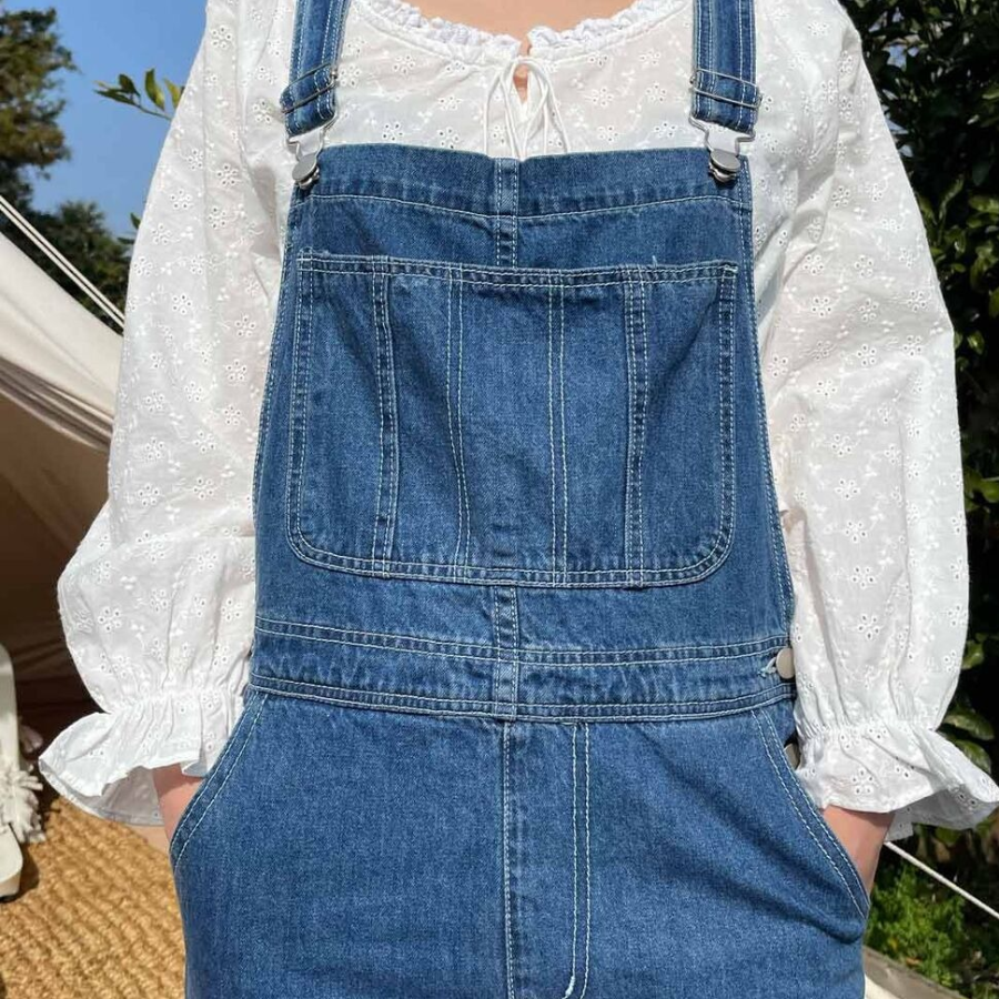 Джинсовый комбинезон-оверол с широкими штанинами