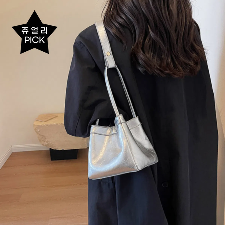 Vintage Minimal Bucket Bag — сдержанная элегантность и повседневный комфорт