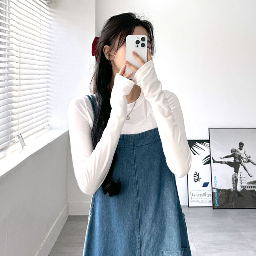 Джинсовый комбинезон на подтяжках с широкими штанинами