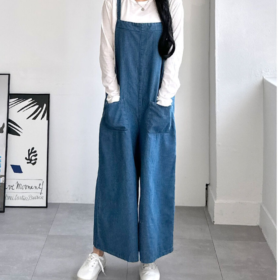 Джинсовый комбинезон на подтяжках с широкими штанинами