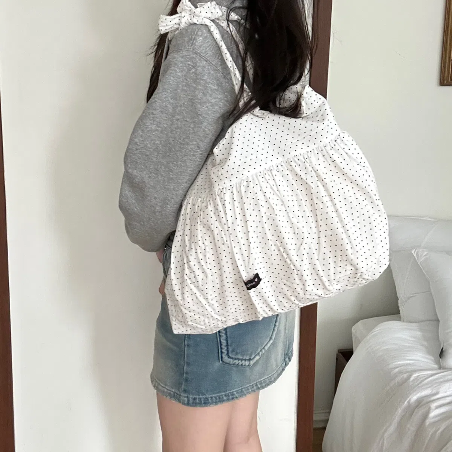 Eco Dot Shirring Shoulder Bag — лёгкий весенний акцент с романтичным настроением